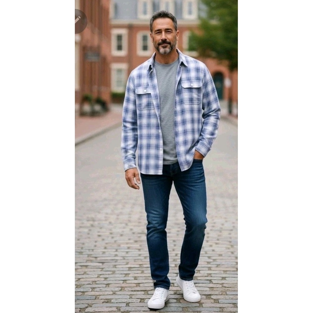 GAP Shirt Men's Sz M Blue White Plaid‎ Button Up 100% Cotton Front Pockets #1337